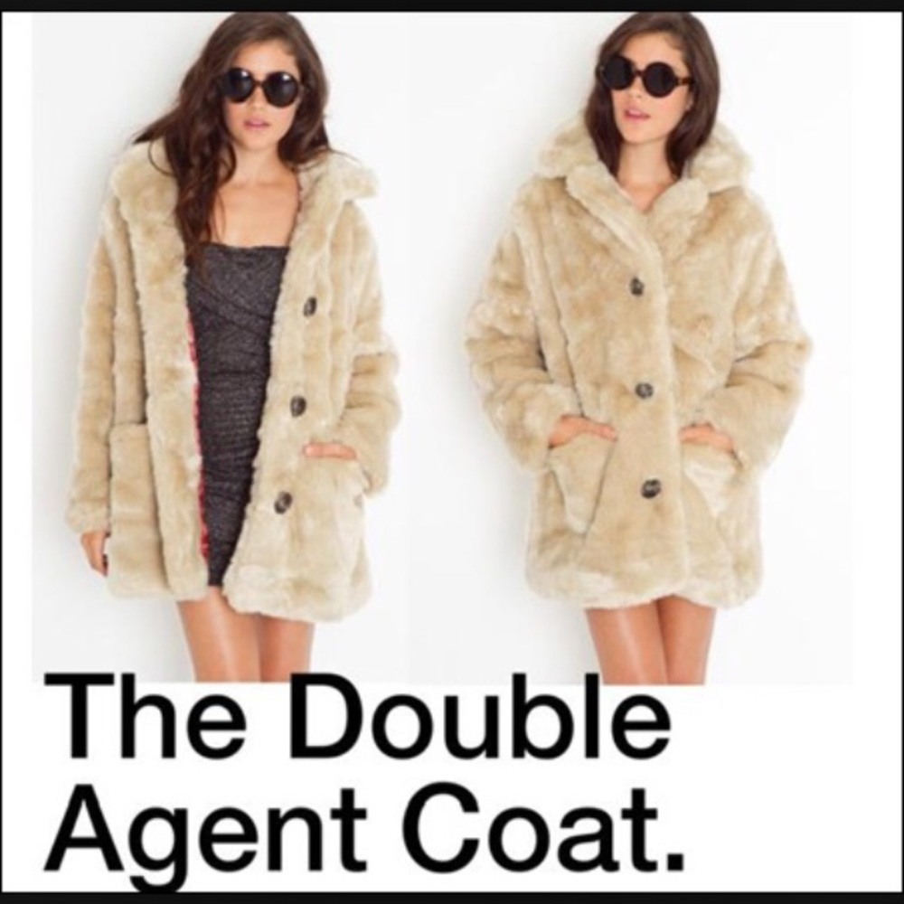Minkpink faux fur coat ~ super comfortable!